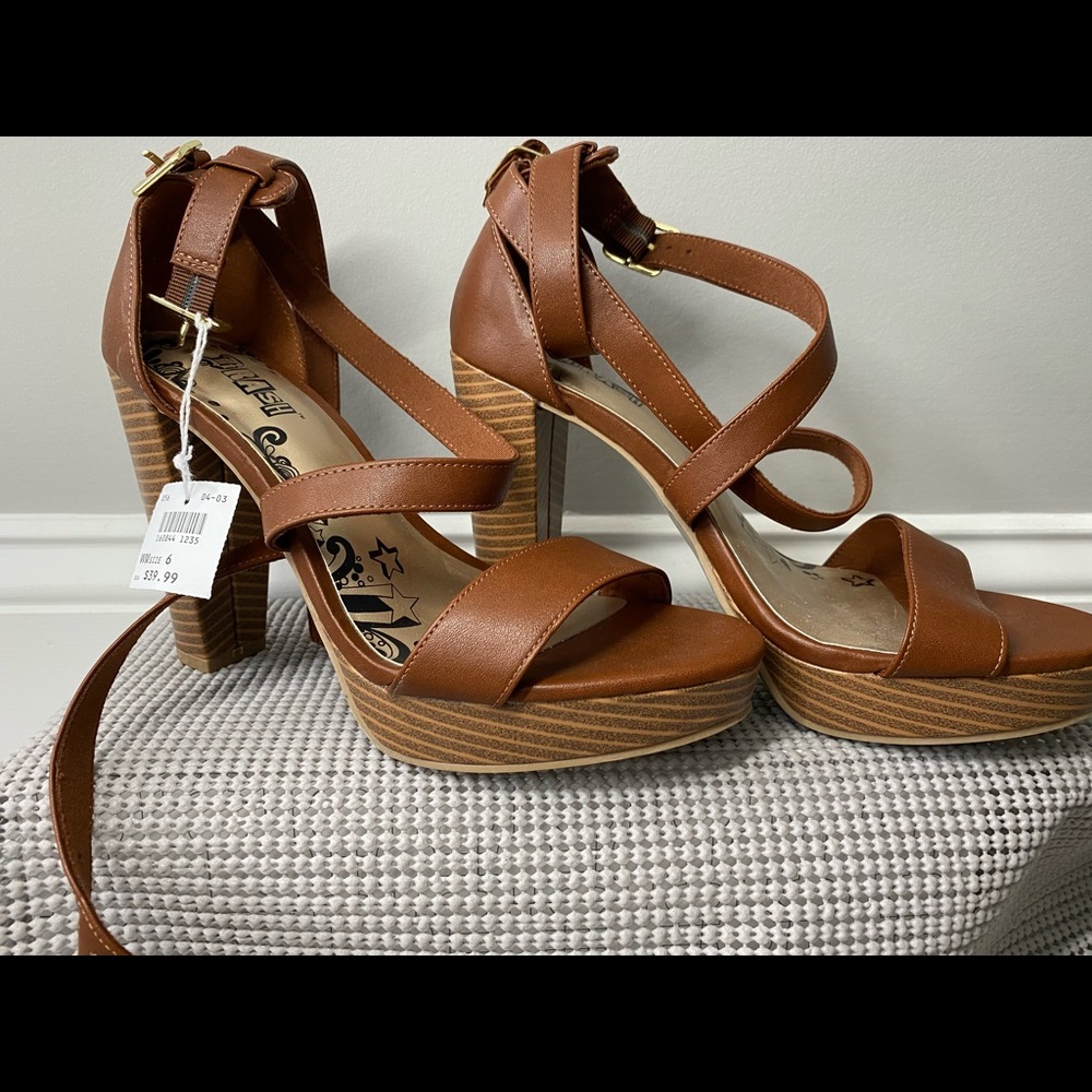 BRASH Strappy Brown Heels